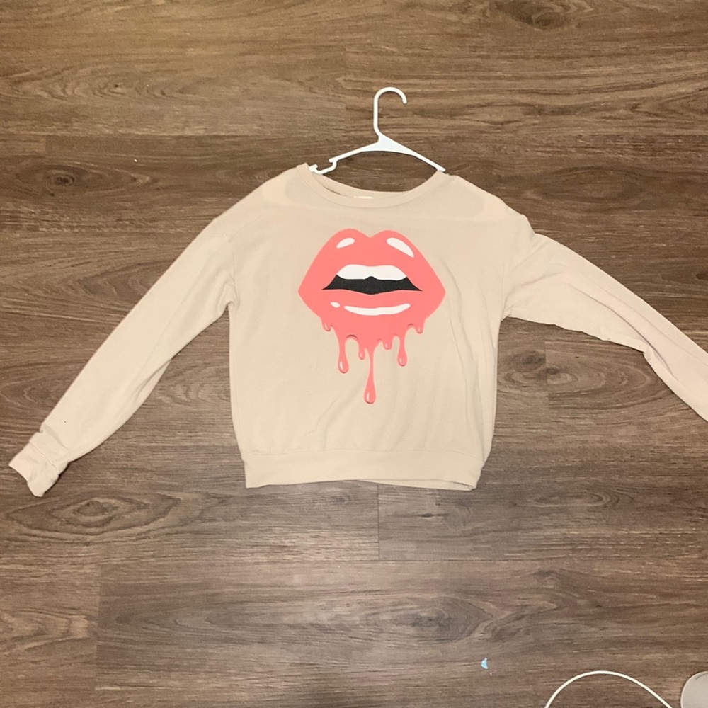 Pants store sweater